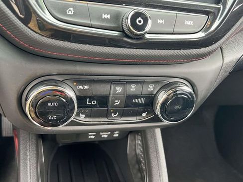 Used 2023 Chevrolet TrailBlazer RS w/ Convenience Package AWD/4WD image 30
