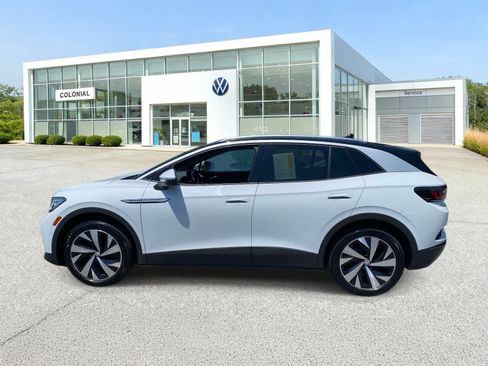 Used 2021 Volkswagen ID.4 Pro S w/ Gradient Package AWD/4WD image 2