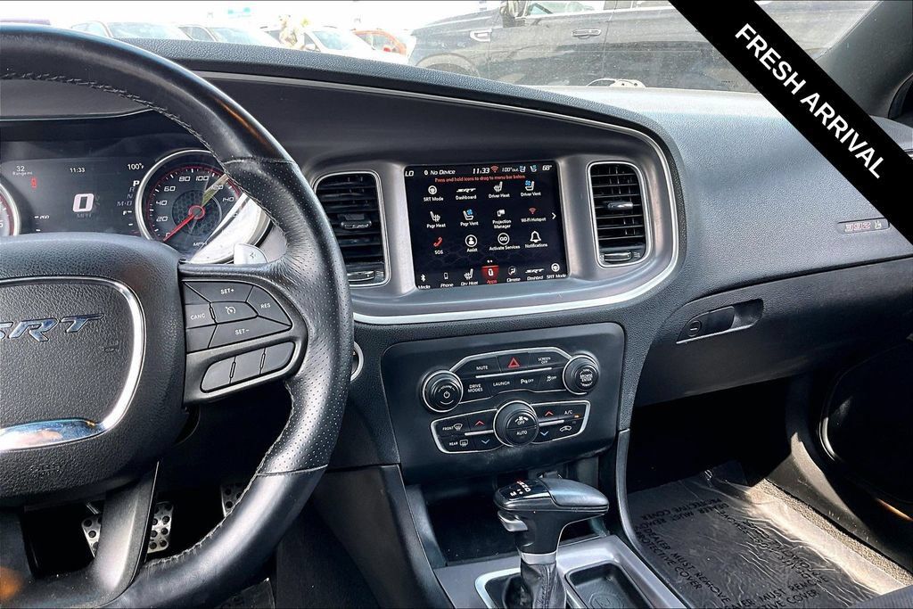 Used 2022 Dodge Charger Scat Pack RWD image 9