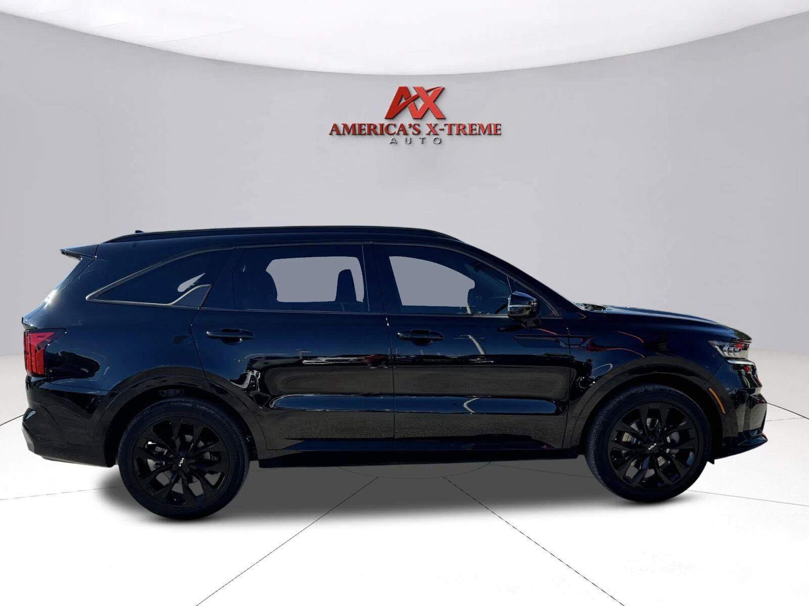 Used 2023 Kia Sorento SX FWD image 7