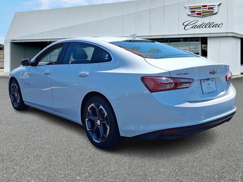Used 2022 Chevrolet Malibu LT FWD image 4