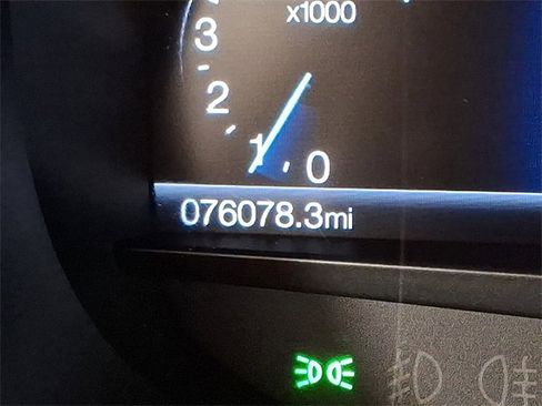 Used 2019 Ford Edge Titanium w/ Cold Weather Package image 20