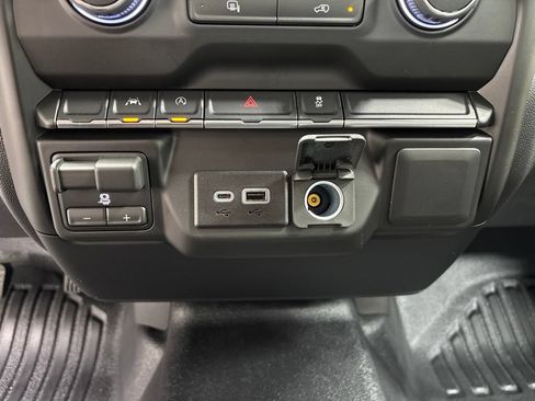 Used 2026 Chevrolet Silverado 1500 W/T w/ Trailering Package AWD/4WD image 22