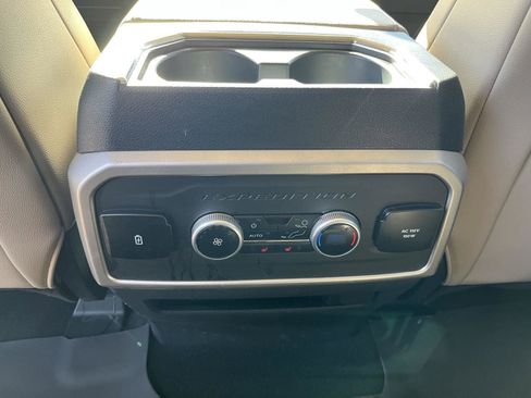 Used 2024 Ford Expedition Max Limited RWD image 17