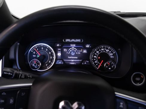 Used 2025 RAM 1500 Big Horn AWD/4WD image 29