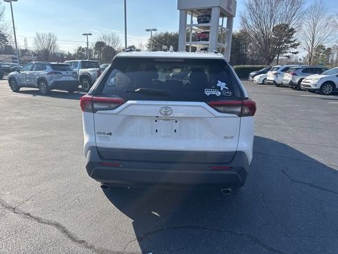 Used 2019 Toyota RAV4 XLE Premium w/ Cold Weather Package image 4