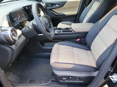 New 2026 Chevrolet Equinox ACTIV w/ Convenience Package III image 18