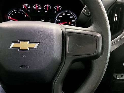 Used 2022 Chevrolet Silverado 1500 Custom RWD image 21