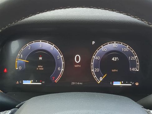 Used 2023 Jeep Grand Cherokee Laredo w/ Luxury Tech Group I image 37