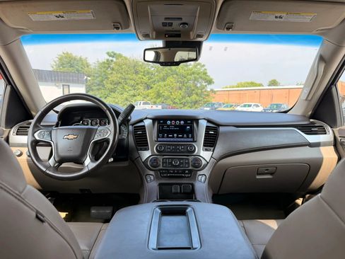 Used 2017 Chevrolet Tahoe LT AWD/4WD image 18