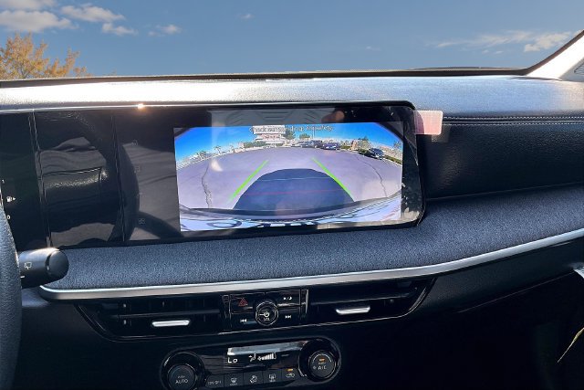 Used 2026 Nissan Kicks SV FWD image 14