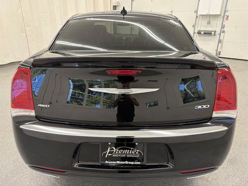 Used 2016 Chrysler 300 Limited AWD/4WD image 6