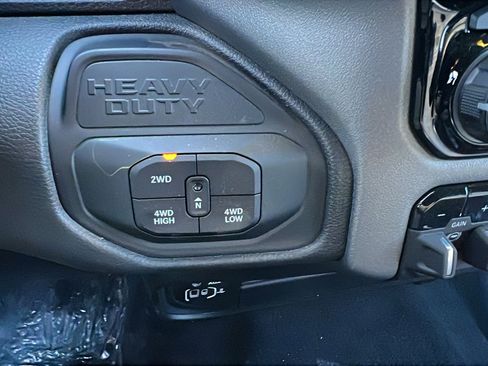 Used 2025 RAM 2500 Big Horn image 29