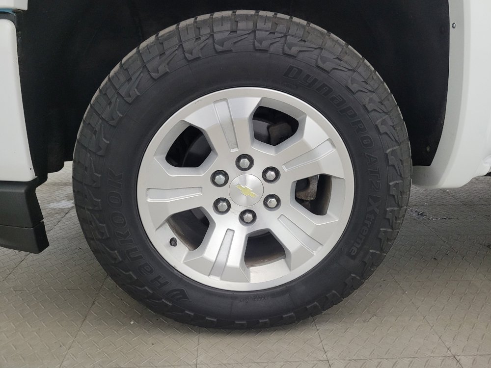 Used 2016 Chevrolet Silverado 1500 LT w/ All Star Edition AWD/4WD image 31