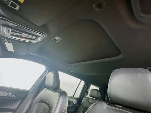 Used 2021 Jeep Grand Cherokee L Laredo image 25