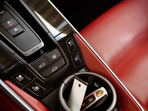 Used 2022 Porsche 911 Carrera S image 48