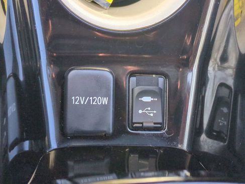 Used 2017 Toyota Prius Four Touring image 22