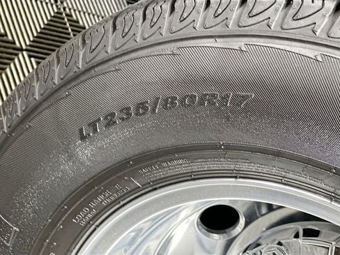 Used 2025 RAM 3500 Laramie w/ Sport Appearance Package image 34