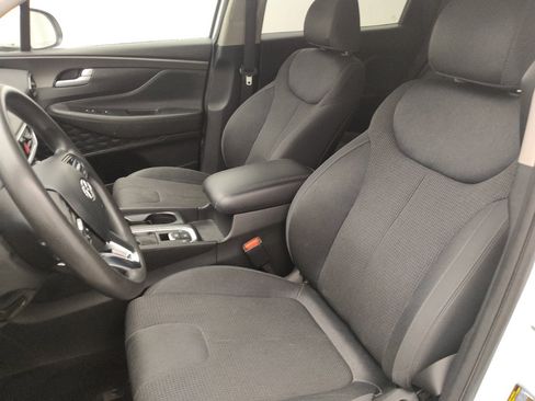 Used 2019 Hyundai Santa Fe SE AWD/4WD image 17