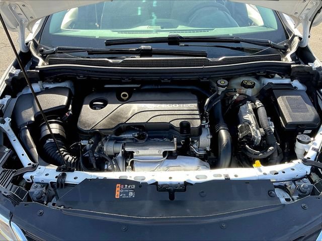 Used 2018 Chevrolet Cruze LT FWD image 32