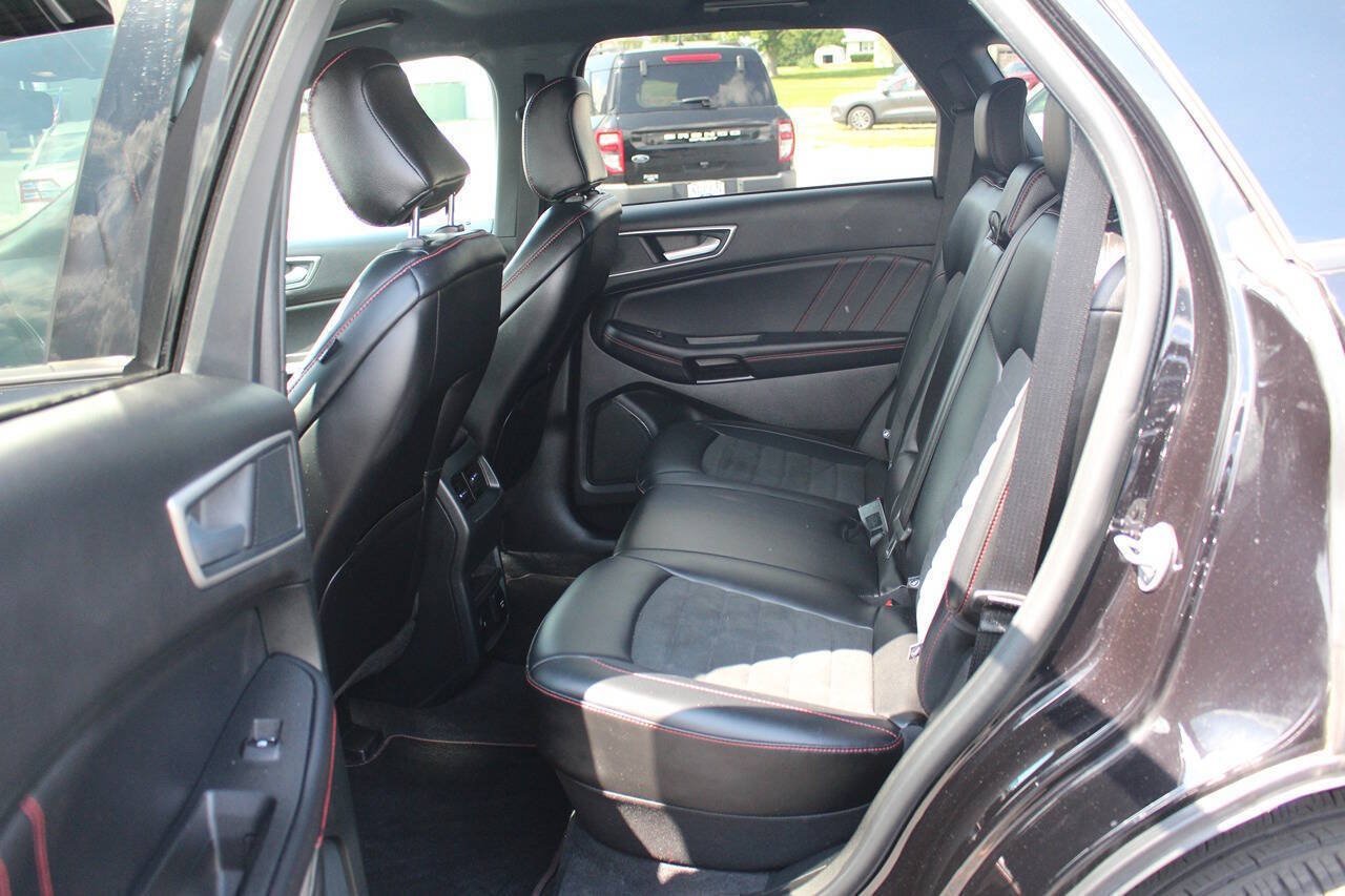 Used 2024 Ford Edge ST-Line AWD/4WD image 12