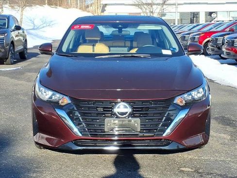 Certified 2025 Nissan Sentra SV w/ SV Premium Package FWD image 12