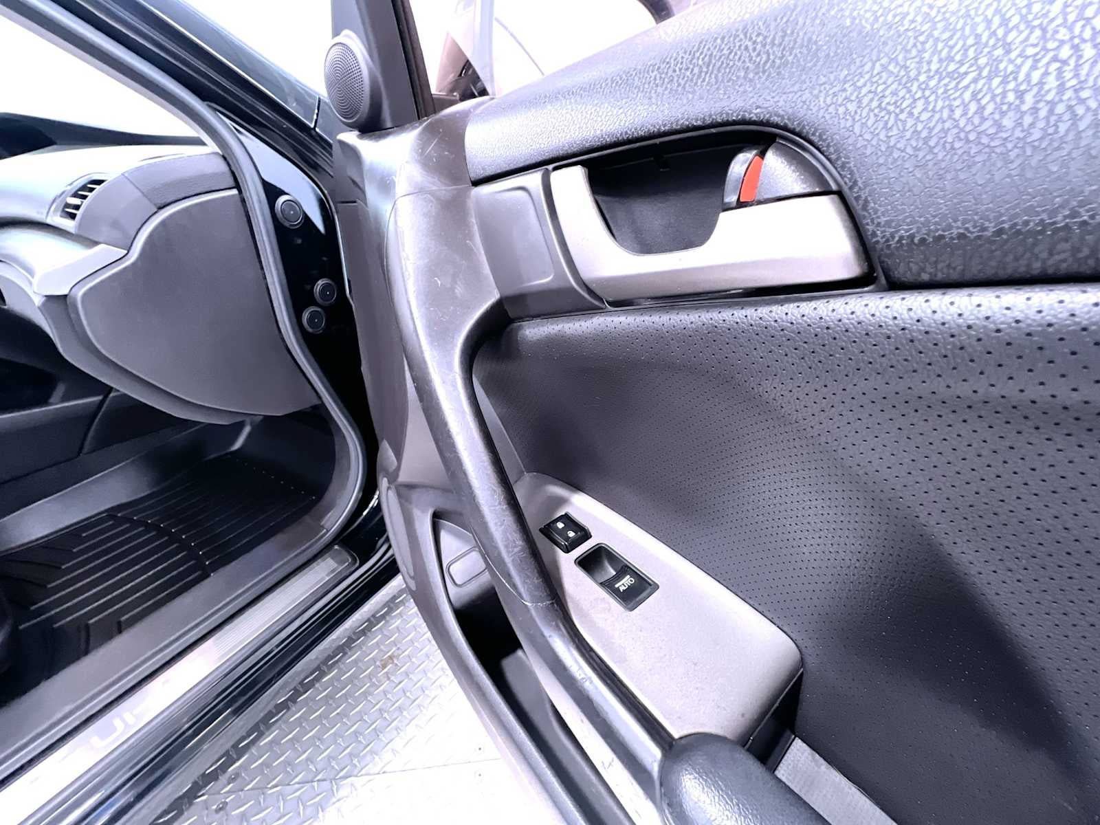 Used 2010 Acura TSX Sedan FWD image 33