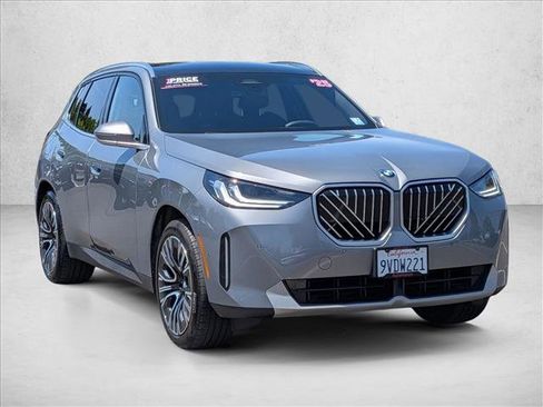 Used 2025 BMW X3 xDrive30 w/ Convenience Package AWD/4WD image 3