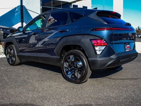 Used 2025 Hyundai Kona SEL image 4