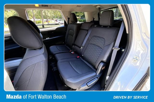 Used 2024 Nissan Pathfinder SV AWD/4WD image 18