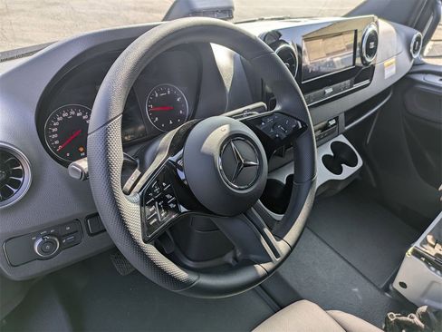 New 2026 Mercedes-Benz Sprinter 2500 image 5