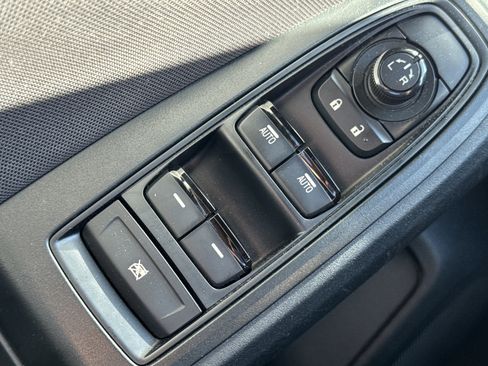 Used 2021 Subaru Impreza 2.0i Sport image 23