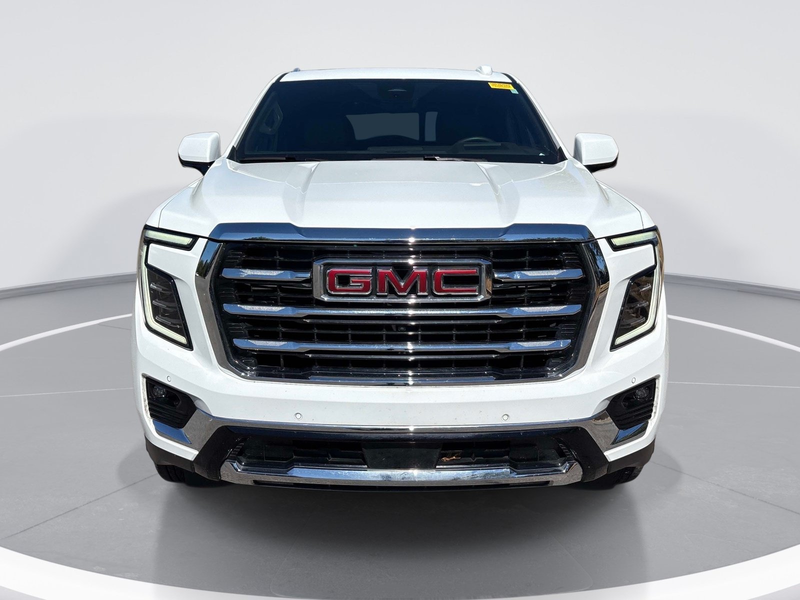 Used 2026 GMC Yukon Elevation w/ Elevation Premium Package AWD/4WD image 2