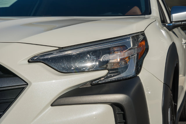 Used 2025 Subaru Outback Touring XT AWD/4WD image 15