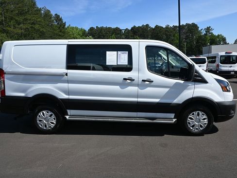Used 2024 Ford Transit 250 Low Roof w/ Exterior Upgrade Package RWD image 21