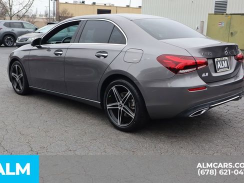 Used 2022 Mercedes-Benz A 220 A 220 image 8