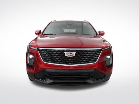 Used 2024 Cadillac XT4 Premium Luxury FWD image 10
