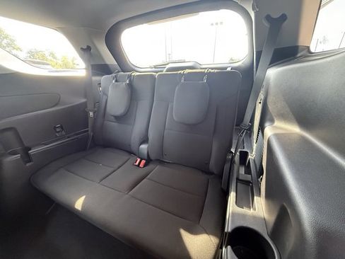 Used 2022 Ford Explorer XLT w/ Class IV Trailer Tow Package image 18