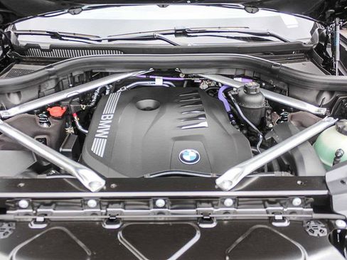New 2027 BMW X7 xDrive40i w/ M Sport Package AWD/4WD image 37