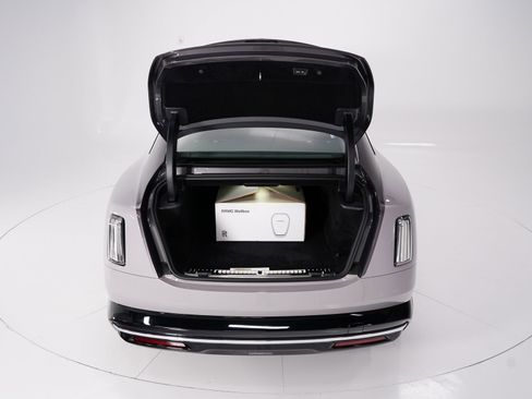 New 2025 Rolls-Royce Spectre w/ Spectre Launch Package image 42