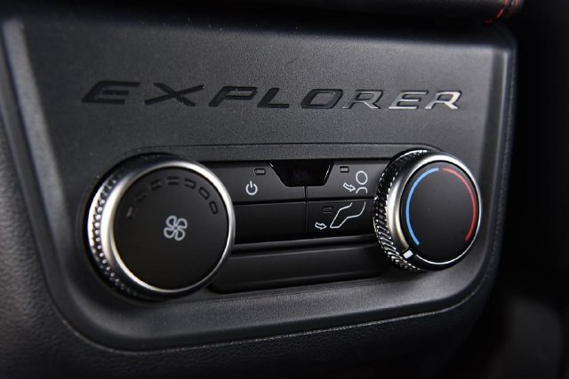 Used 2026 Ford Explorer ST-Line AWD/4WD image 22