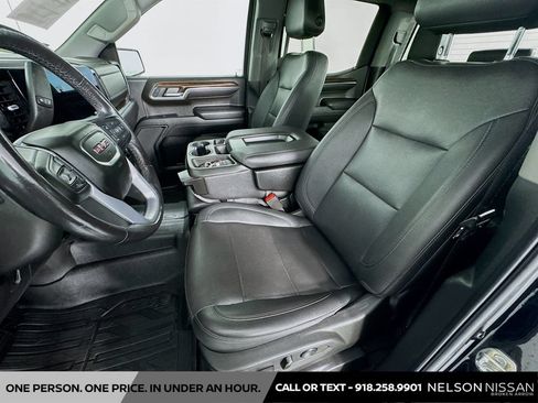 Used 2022 GMC Sierra 1500 SLT AWD/4WD image 21