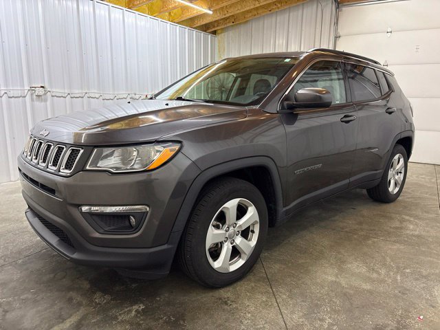 Used 2021 Jeep Compass Latitude w/ Convenience Group FWD image 3