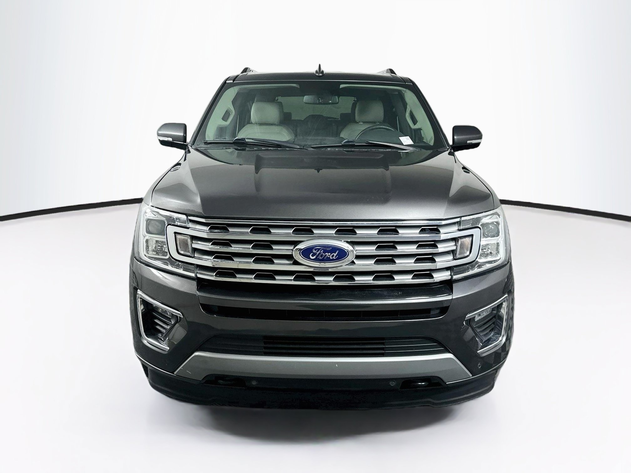 Used 2019 Ford Expedition Limited AWD/4WD image 2