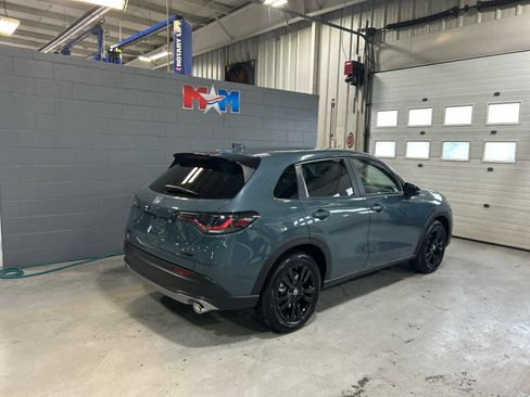 New 2026 Honda HR-V Sport image 3