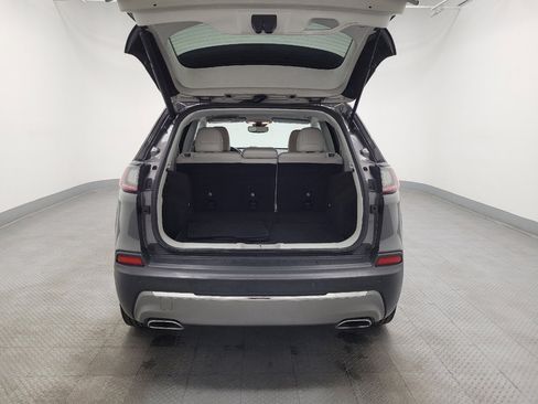 Used 2019 Jeep Cherokee Limited w/ Luxury Group image 29