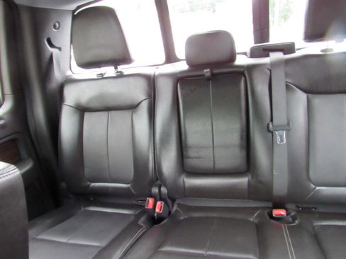 Used 2014 Ford F150 Lariat w/ Lariat Chrome Package AWD/4WD image 8