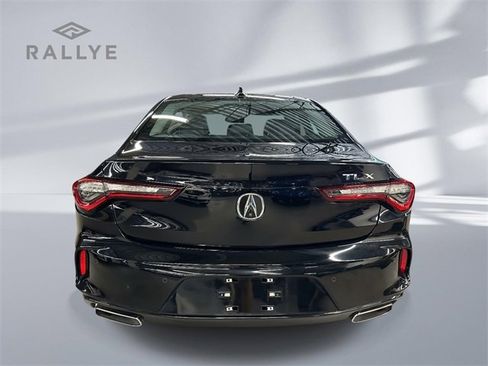 Certified 2022 Acura TLX w/ Technology Package image 4