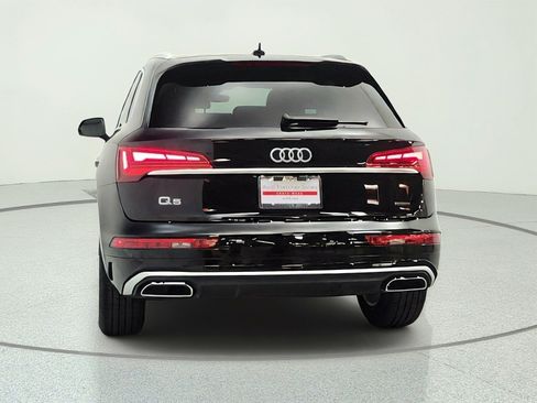 Used 2023 Audi Q5 2.0T Premium w/ Convenience Package AWD/4WD image 6