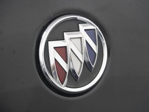Used 2017 Buick LaCrosse Essence FWD image 28